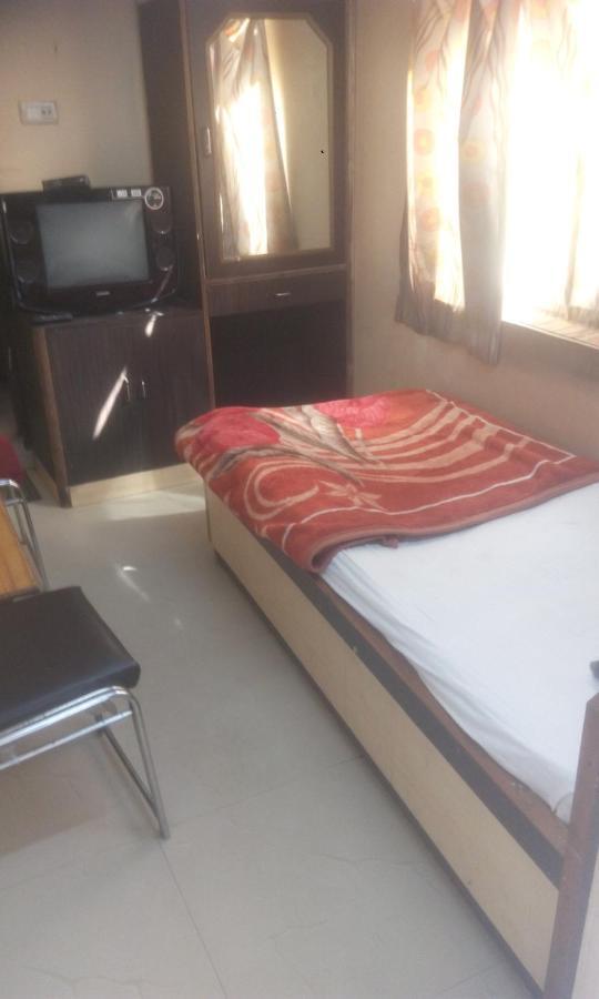Hotel Priya Palace Ranchi Bagian luar foto