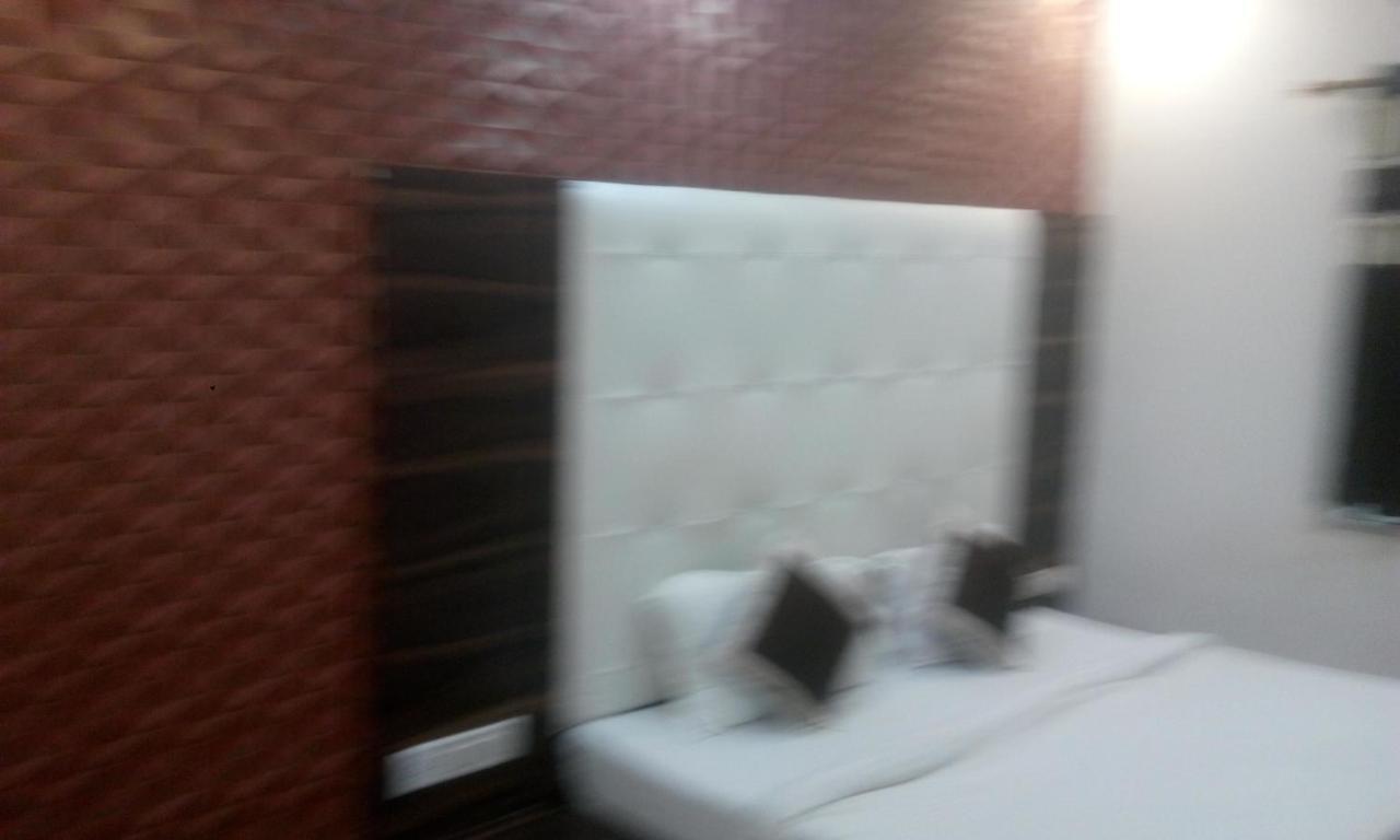 Hotel Priya Palace Ranchi Bagian luar foto